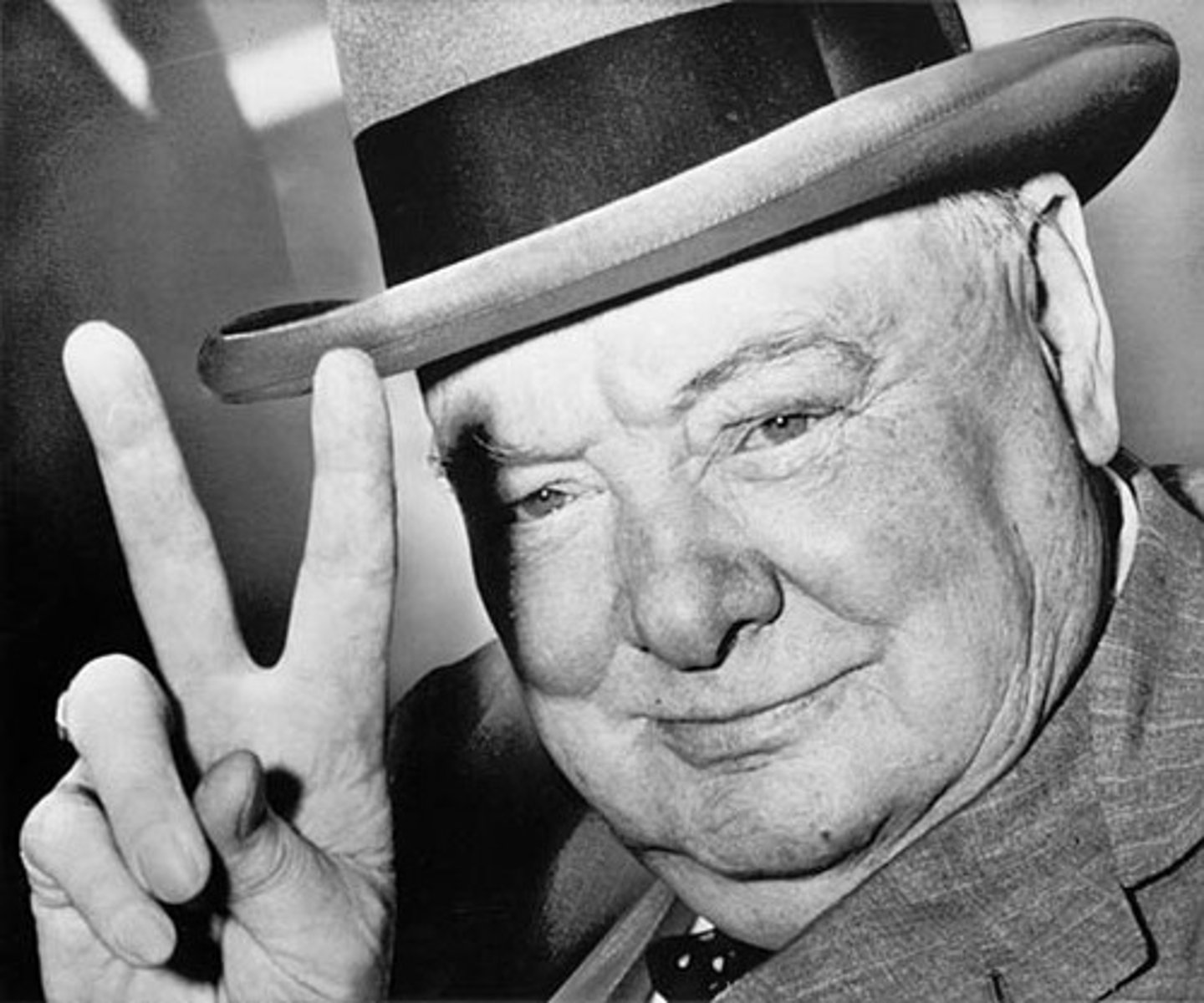 <p>British Prime Minister from 1940-1945</p>