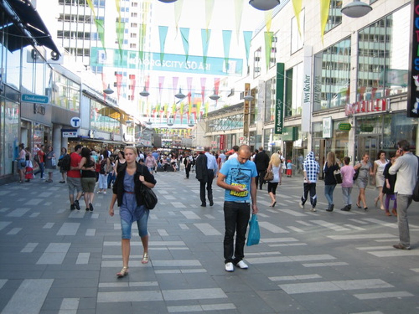 <p>pedestrian zone</p>