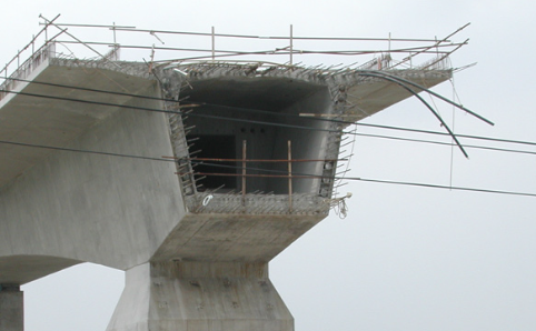 <p>A<strong> built-up beam</strong> in which more than <strong>one web plate is used.</strong></p>