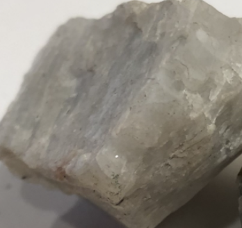 <p>Na-rich plagioclase( Albite)</p>