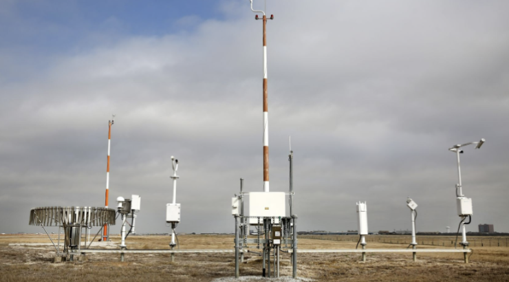 <p>Surface map data is read from stations close to the ground, commonly located at every ________</p>