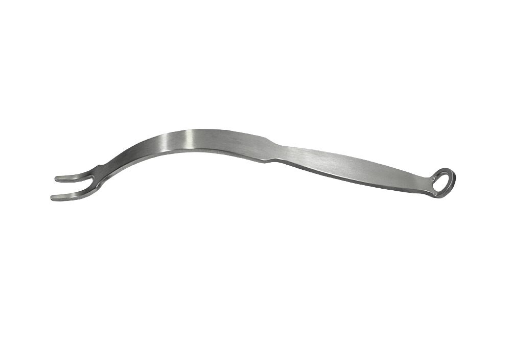 <p>Protects the PCL and posterior tibia during the tibial cut (Land, Gupta).</p>