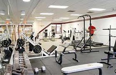 <p>health club, gym</p>
