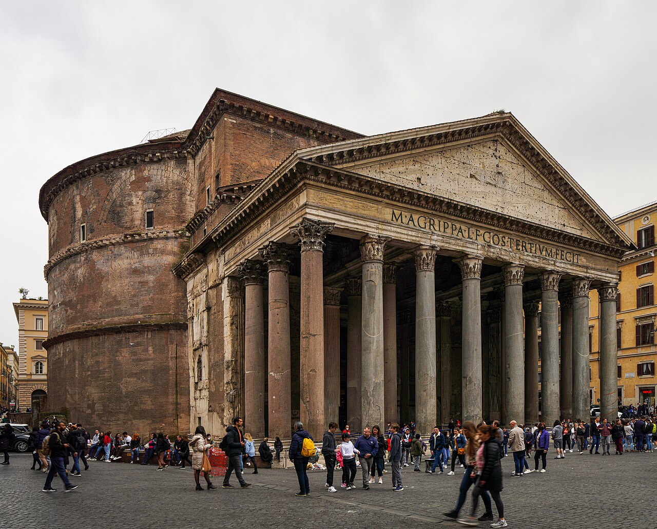 <p>Form:</p><p>-marble</p><p>-coffers: indentations in the ceilings</p><p>-15' thick walls</p><p>Content:</p><p>-big portico in the front with a rotunda in back that has a dome with an oculus</p><p>-sculptures of gods in niches</p><p>Function:</p><p>-houses all 7 planetary gods</p><p>-famous burial space</p><p>-coffers create illusion of heaven</p><p>Context:</p><p>-imperial Rome 118-125 CE</p>