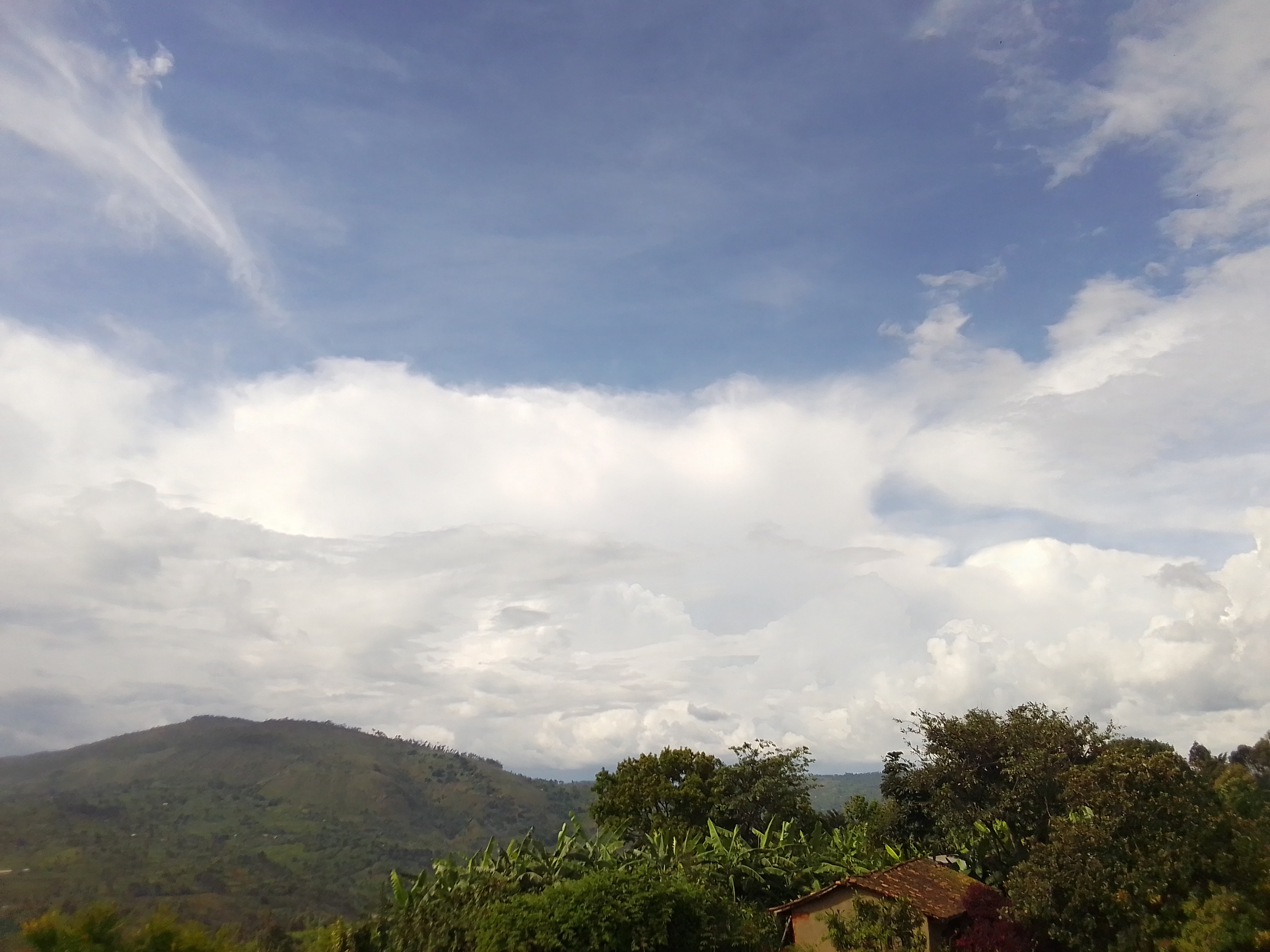 <p><span data-name="cloud" data-type="emoji">☁</span></p>