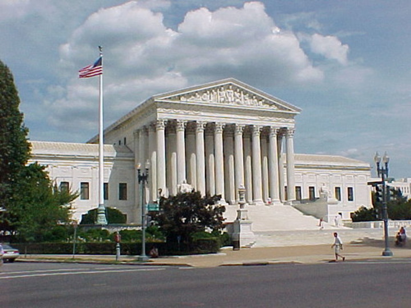 <p>The government of the U.S. (Washington D.C.)</p>