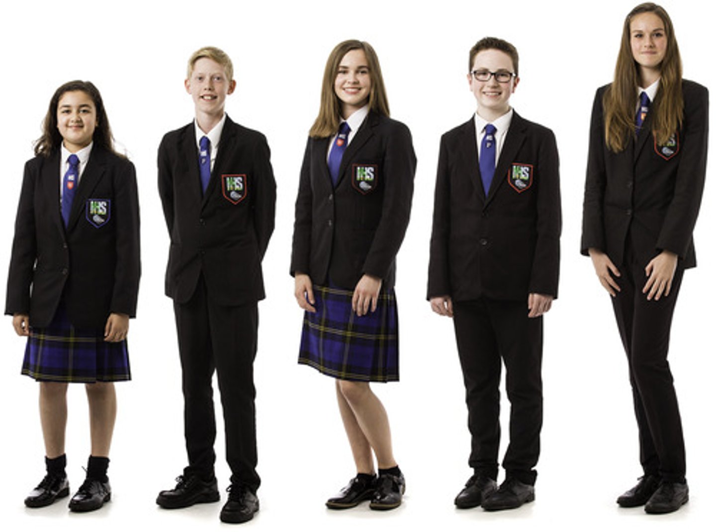 <p>TRANSLATION: школьная форма</p><p>DEFINITION: a standard set of clothes worn by students at a school.</p><p>EXAMPLE: I don't mind wearing ......................; it saves me time in the morning. Я не против носить ШКОЛЬНУЮ ФОРМУ; это экономит мне время по утрам.</p>