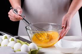 <ul><li><p>crack the eggs</p></li><li><p>combine the yellow and white parts of the eggs</p></li><li><p>beat (v)</p></li></ul><p></p>
