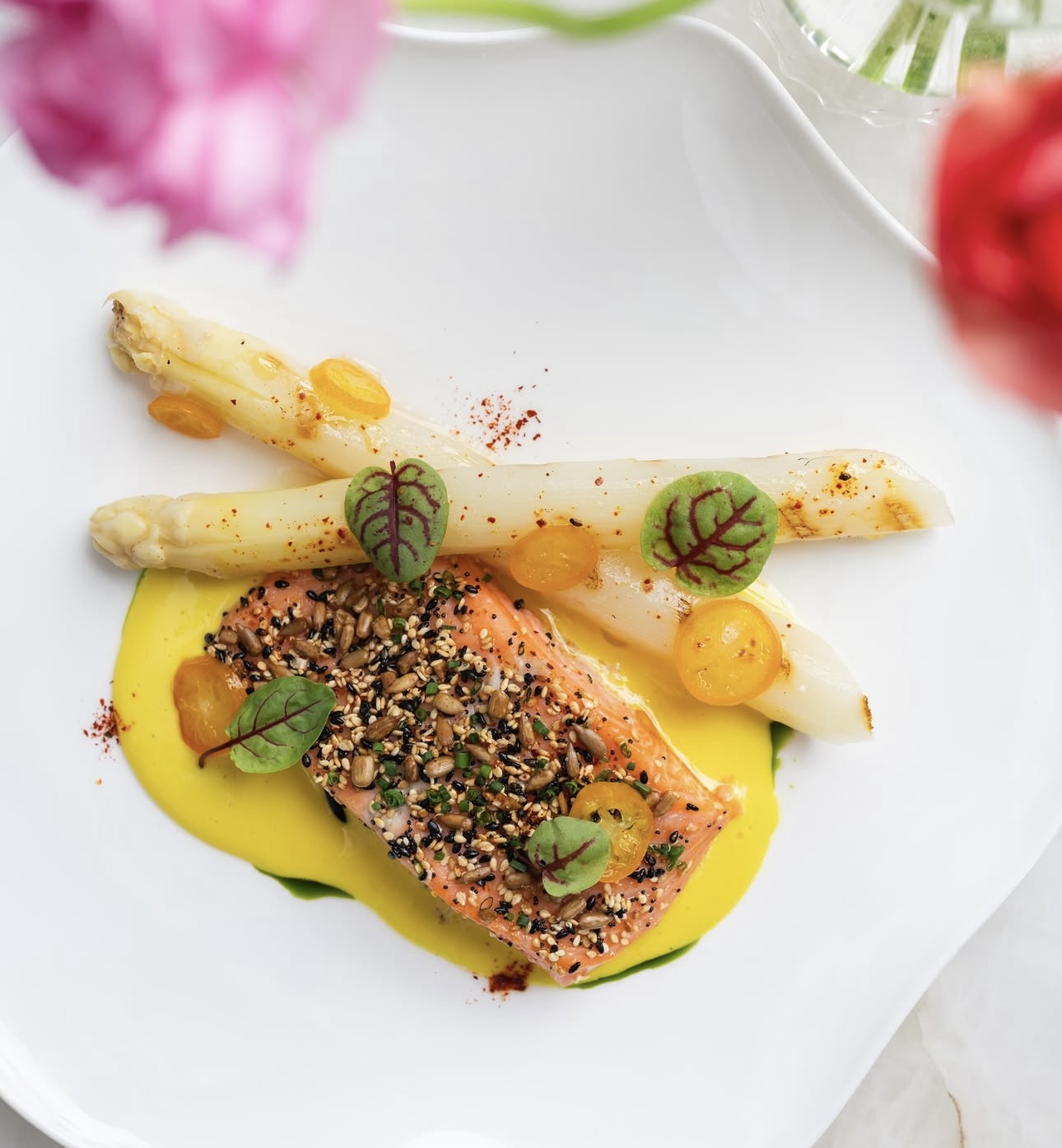 <p><span>SALMON AND ASPARAGUS</span></p>