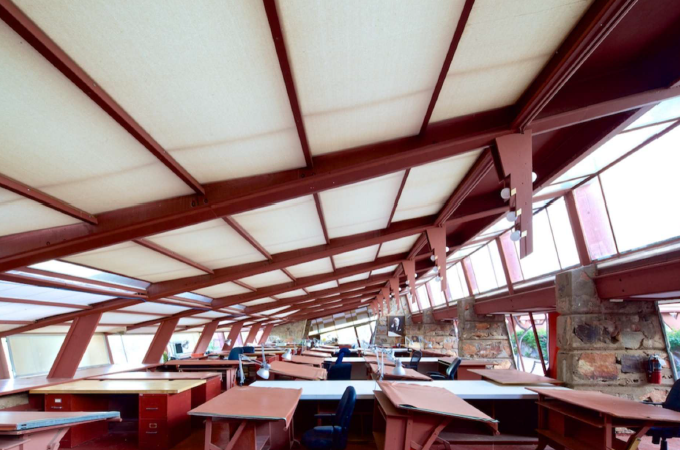 <p>Benoem kamer in deze versie van de taleisin west</p>