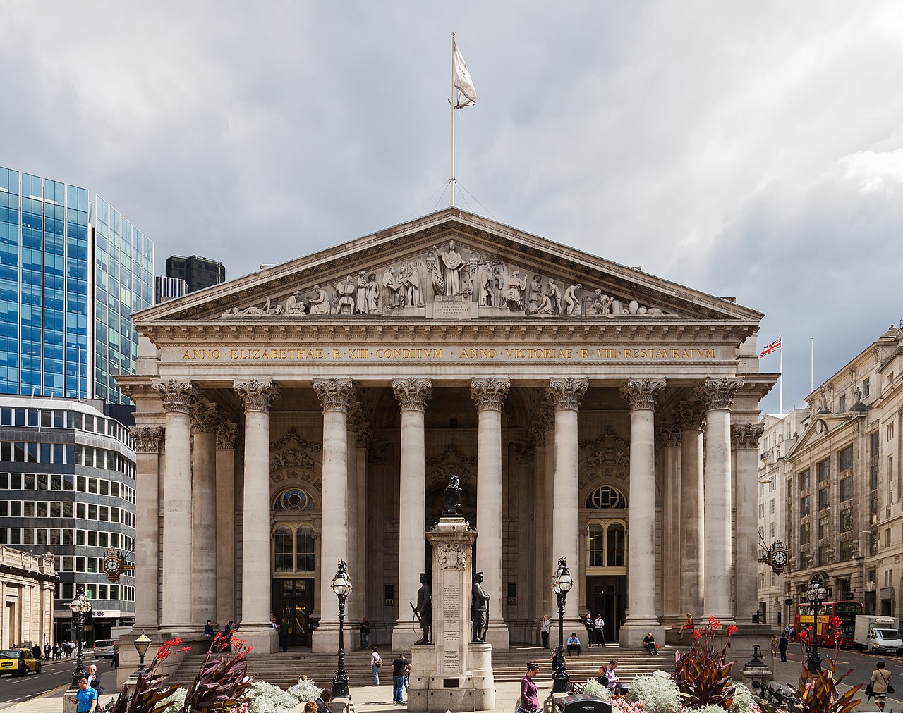 <ul><li><p>Center of commerce in Cornhill for the city of London in England built during the English Renaissance / reign of Queen Elizabeth </p></li><li><p>Founded by Thomas Gresham</p></li><li><p>It was built over piazzas supported by marble pillars</p></li><li><p>Its ground floor was reserved for wholesalers, with retail shops in its gallery above</p></li><li><p>Its merchants were summoned to meetings by bells</p></li></ul><p></p>
