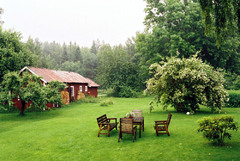 <p>auf dem Land</p>