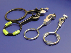 <p>The following types may be fastened to a ring stand - buret/test tube clamp and iron ring</p>