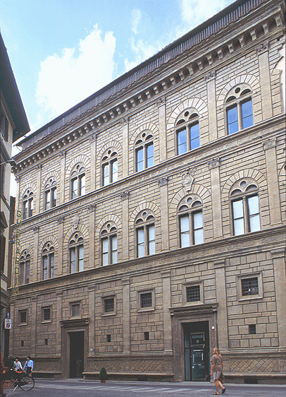 <p>Ručellai pils Florencē</p>