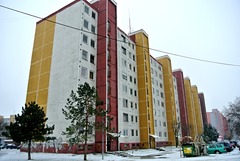 <p>багатоквартирний будинок</p>
