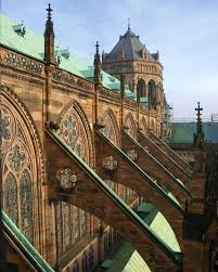 <p>flying butress </p>