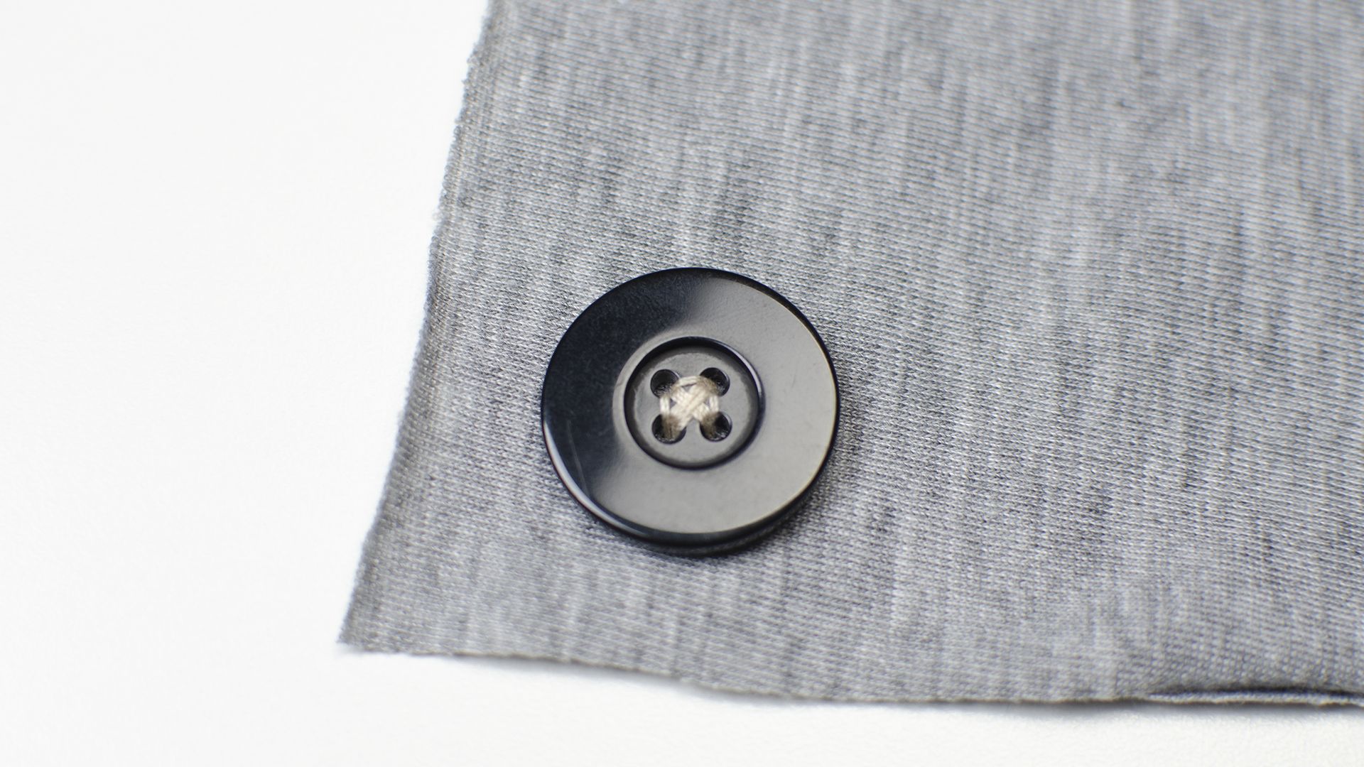 <p>button</p>