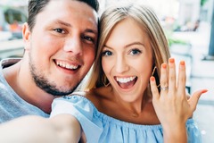 <p>fiance - fiancee</p>