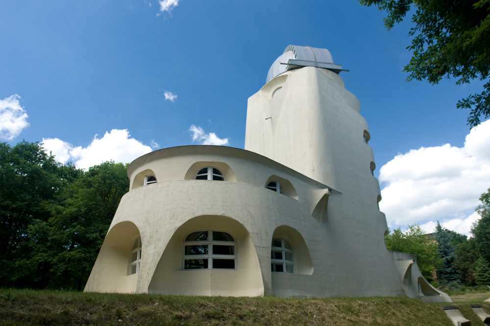 <p>einstein tower </p><p>by erich mendelsohn</p><p>in postdam, germany</p><p>1917 - 1921</p>