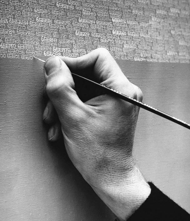 <p>Opalka 1965 et Série d’autoportraits (Roman Opałka)</p>