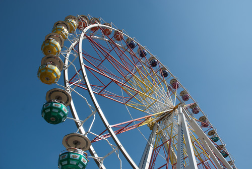 <p>ferris wheel</p>