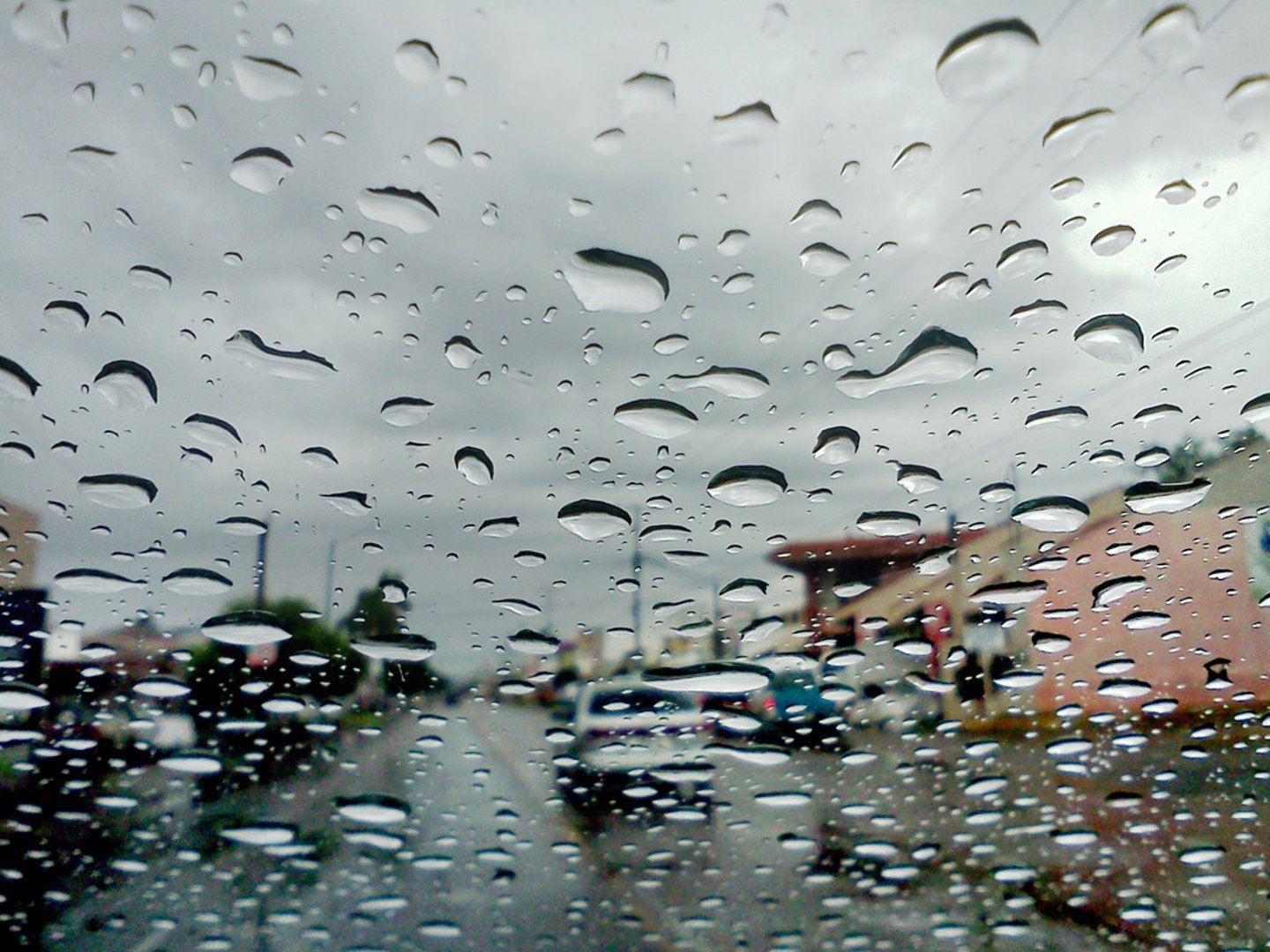 <p>It's rainy</p>