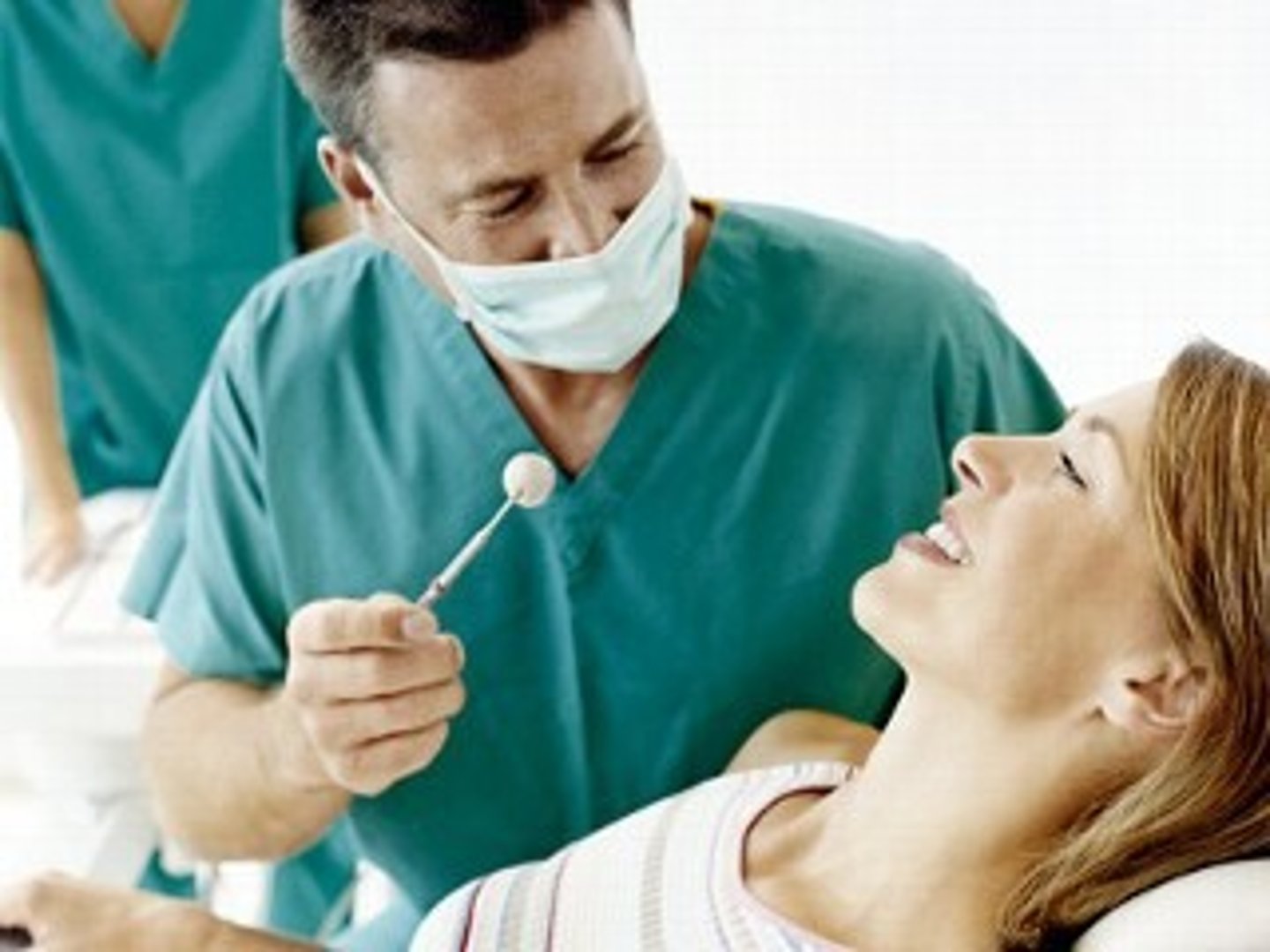 <p>n. /'dentist/ nha sĩ</p>