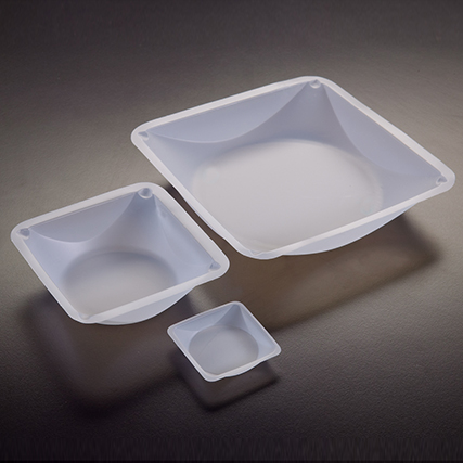 <p>Contenir des substances devant être pesées</p>