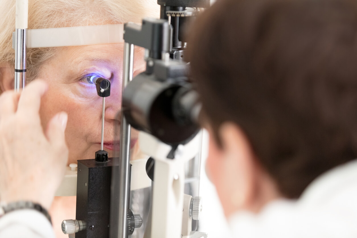 <p><span><span>recheck the eye pressure</span></span></p>