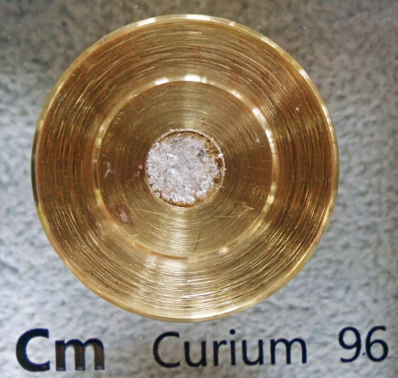 <p>Cm</p>