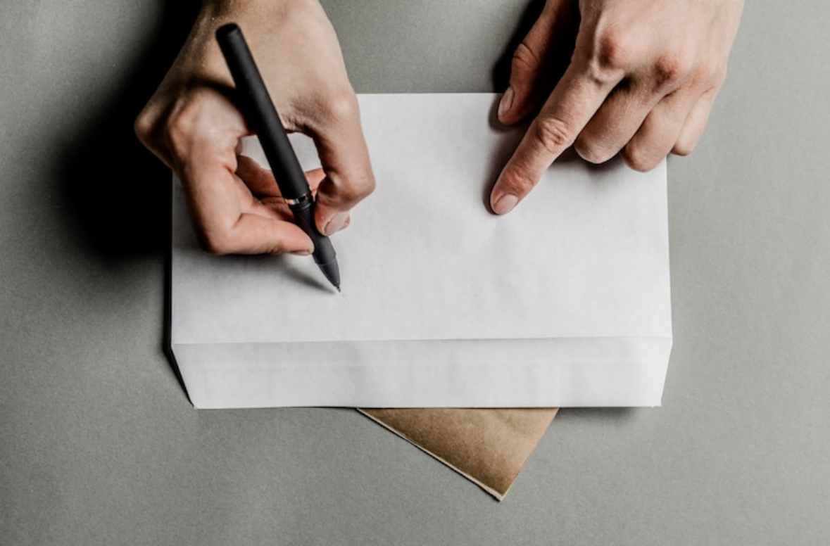 <p>cover letter </p><p>(In your cover letter, explain why you want this position.)</p>