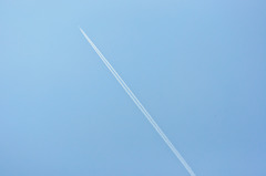 <p>(tiānlán) sky blue</p>