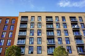 <p>flat (UK)/apartment (US)</p>