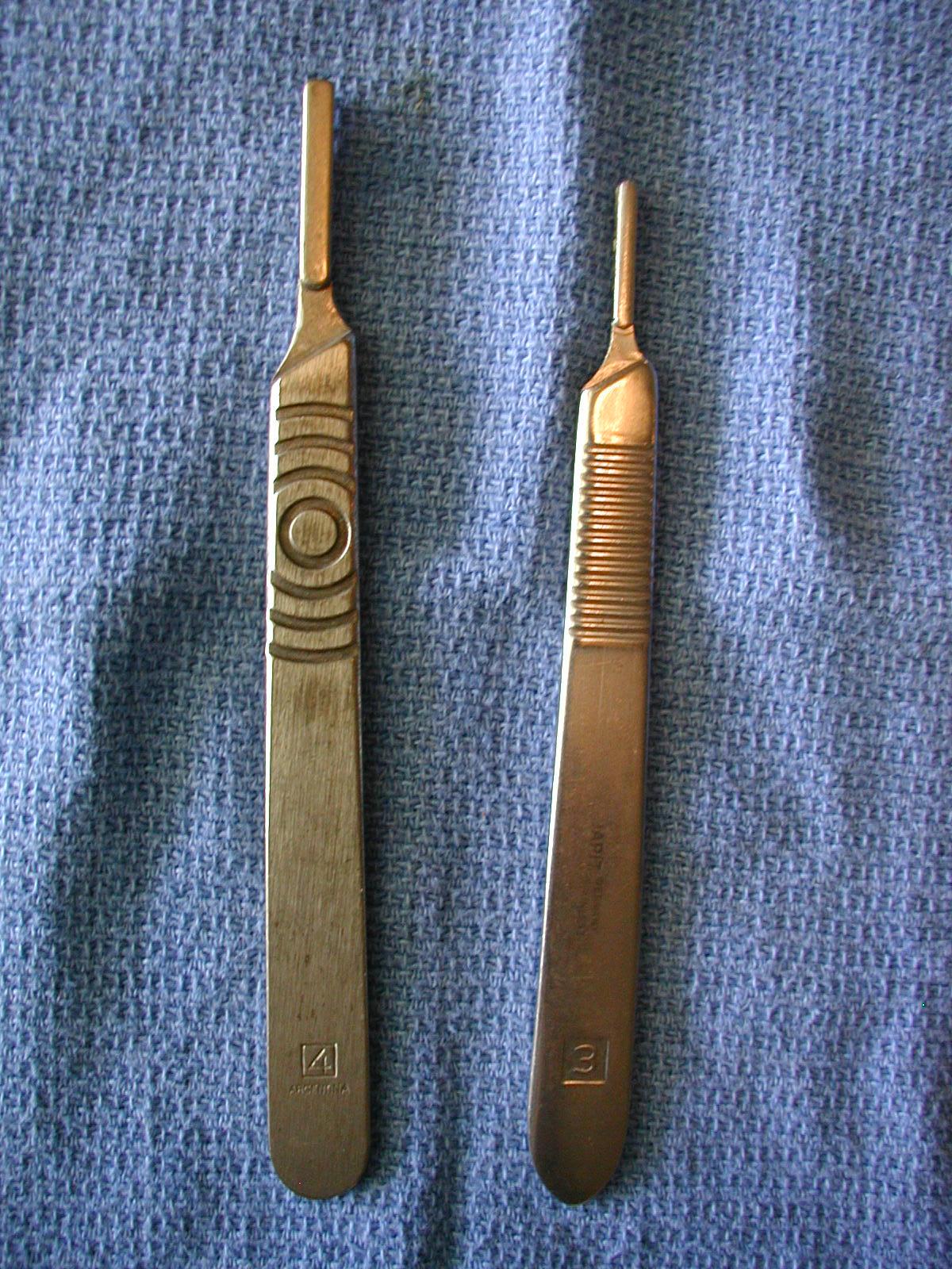 <p>What is the name of this intrument?</p>