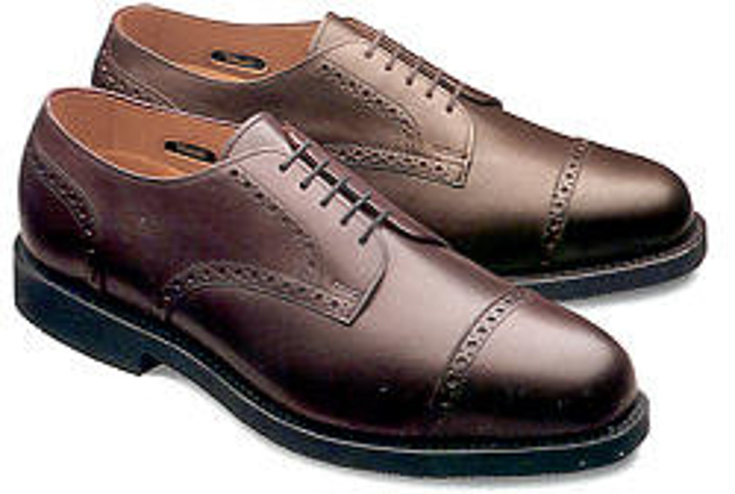 <p>shoes (pl)</p>