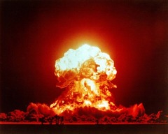 <p>destroy utterly</p>
