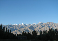 <p>a group of connected mountains</p>