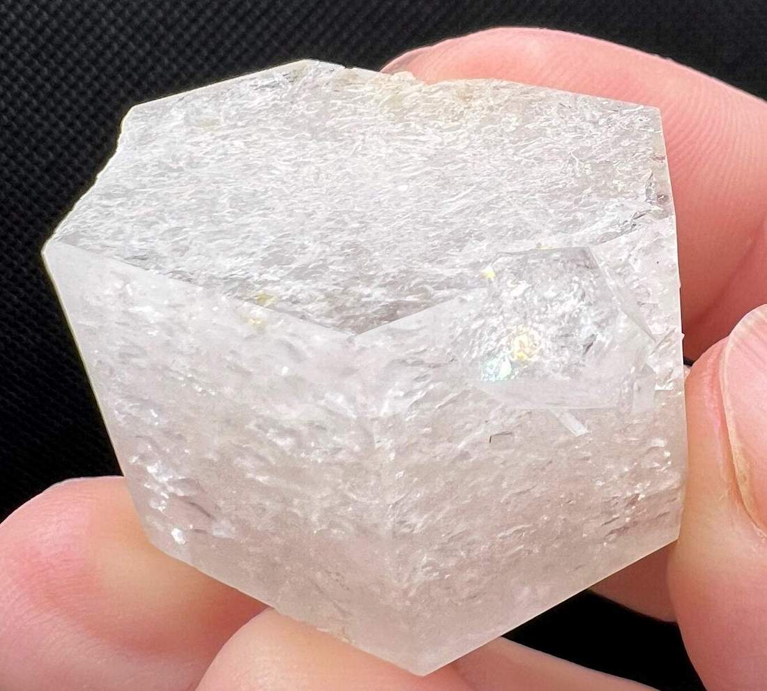<p><span>Which variety of beryl is colorless due to the absence of chromophoric ions in its crystal lattice?</span></p>