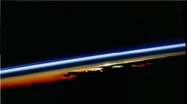 <p>Def Atmosphäre</p>