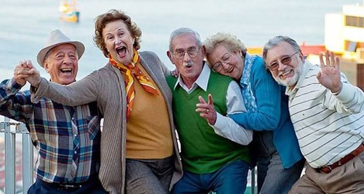 <p>idős emberek</p>
