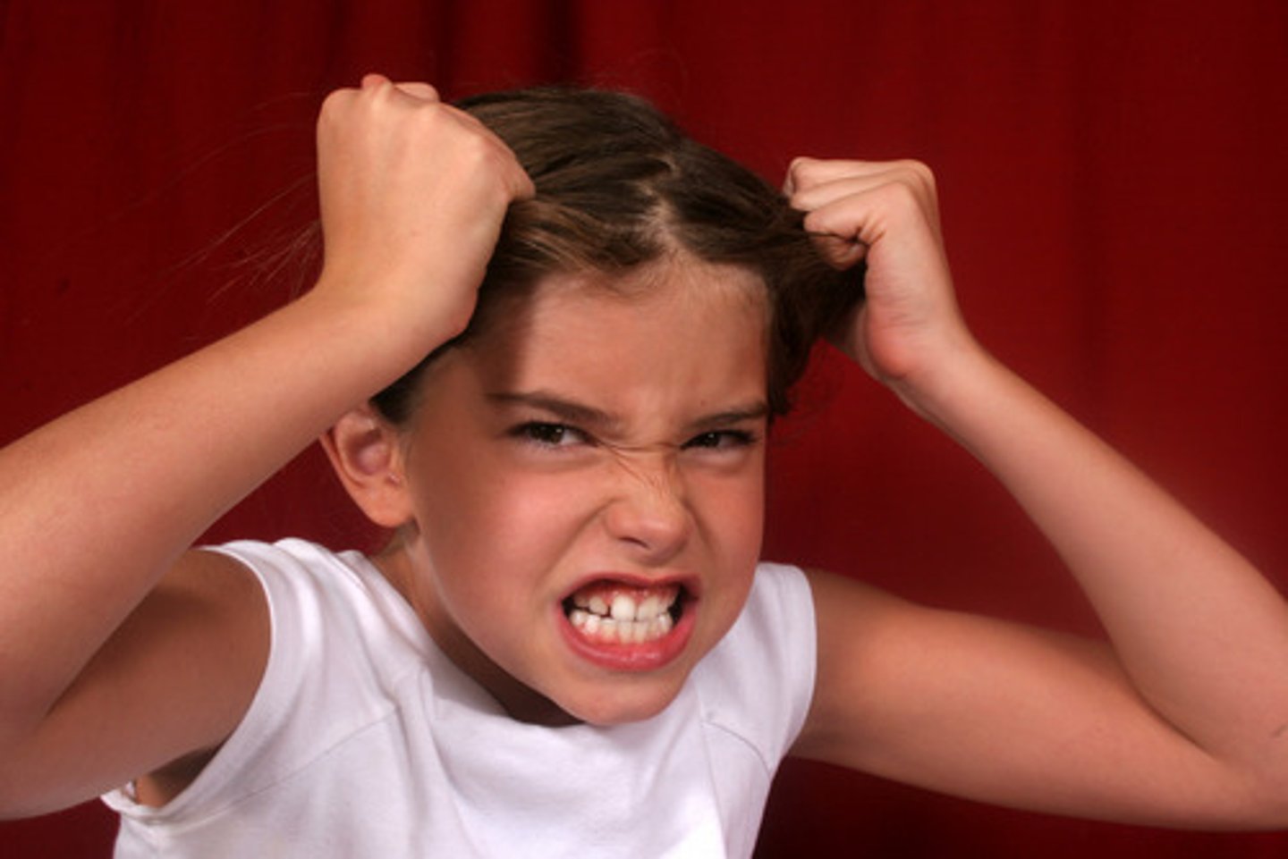 <p>Tính chất phá hoại.</p><p>e.g: Some groups of football fans have reputation for DESTRUCTIVENESS. (DESTROY)</p><p>Young adults need to read about the destructiveness of alcohol.</p>