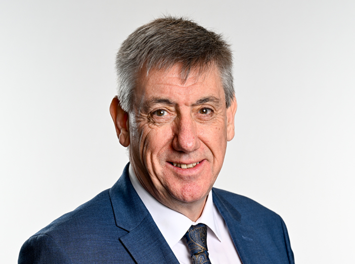 <p>Minister van financiën en pensioenen</p>