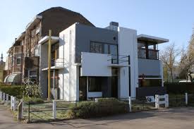 <p><span style="background-color: transparent;"><strong>Rietveld, <em>Schröder House</em></strong></span></p>