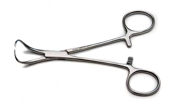 <p>Used to hold drapes onto patient by locking onto drape and skin</p>