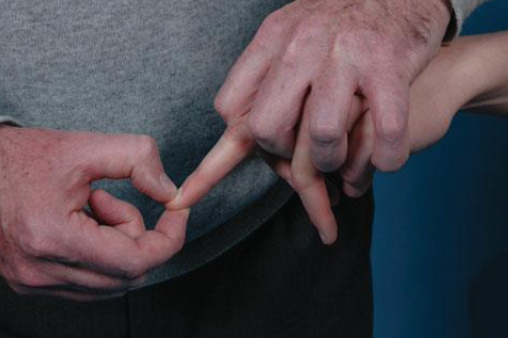<ul><li><p><span>PURPOSE- Indicates upper motor neuron dysfunction</span></p></li><li><p><span>DESCRIPTION- The examiner holds the patient’s middle finger and briskly flicks the</span></p><p><span>distal phalanx</span></p></li><li><p><span>RESULT- A positive sign is noted if the interphalangeal joint of the thumb of the same hand flexes/adducts. The fingers may also flex.</span></p></li></ul><p></p>