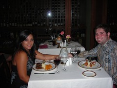 <p>to eat dinner/to dine</p>