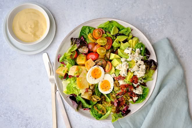 <p>Gwyneth put together her favorite salad, and here it is: 7-minute egg, avocado, tomatoes, Point Reyes blue cheese, roasted golden beets, pickled shishito, maple glazed bacon, little gem, radicchio, and a side of Dijon mustard vinaigrette.</p><p>Dressing options: Dijon Mustard Vinaigrette (Rec), Non-Dairy Ranch Dressing, Maple Mustard Vinaigrette, Apple Cider Vinaigrette.</p><p>Extra dressing $1.95</p><p>Modification options: ● No Maple Glazed Bacon ● No 7-minute Egg ● No Avocado ● No Tomatoes ● No Blue Cheese ● No Beets ● No Pickled Shishitos</p><p>Allergens: Dairy, Eggs</p>