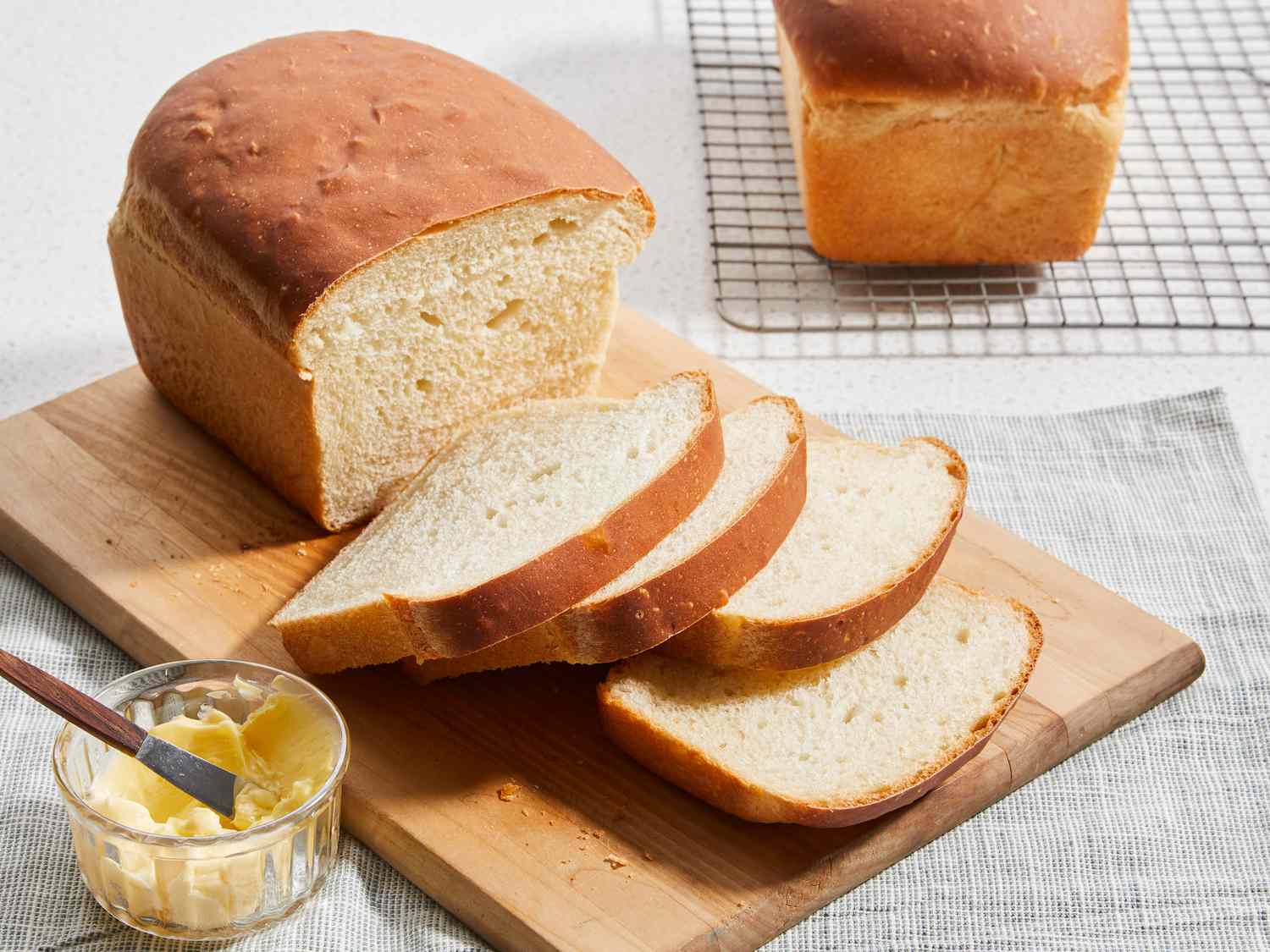 <p>Food made of flour, water, and yeast mixed together and baked.</p>