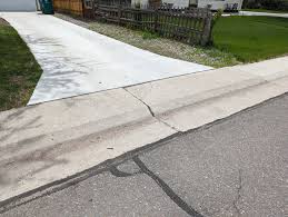 <p>Mountable Curb (Conc) - Top Back</p>