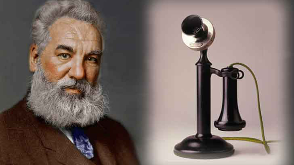 <p>Alexander Graham Bell _____  the telephone.</p>